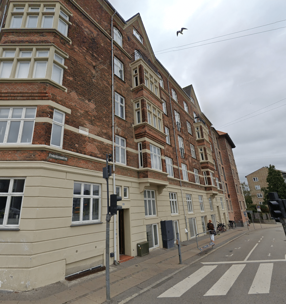 Highlighted property image